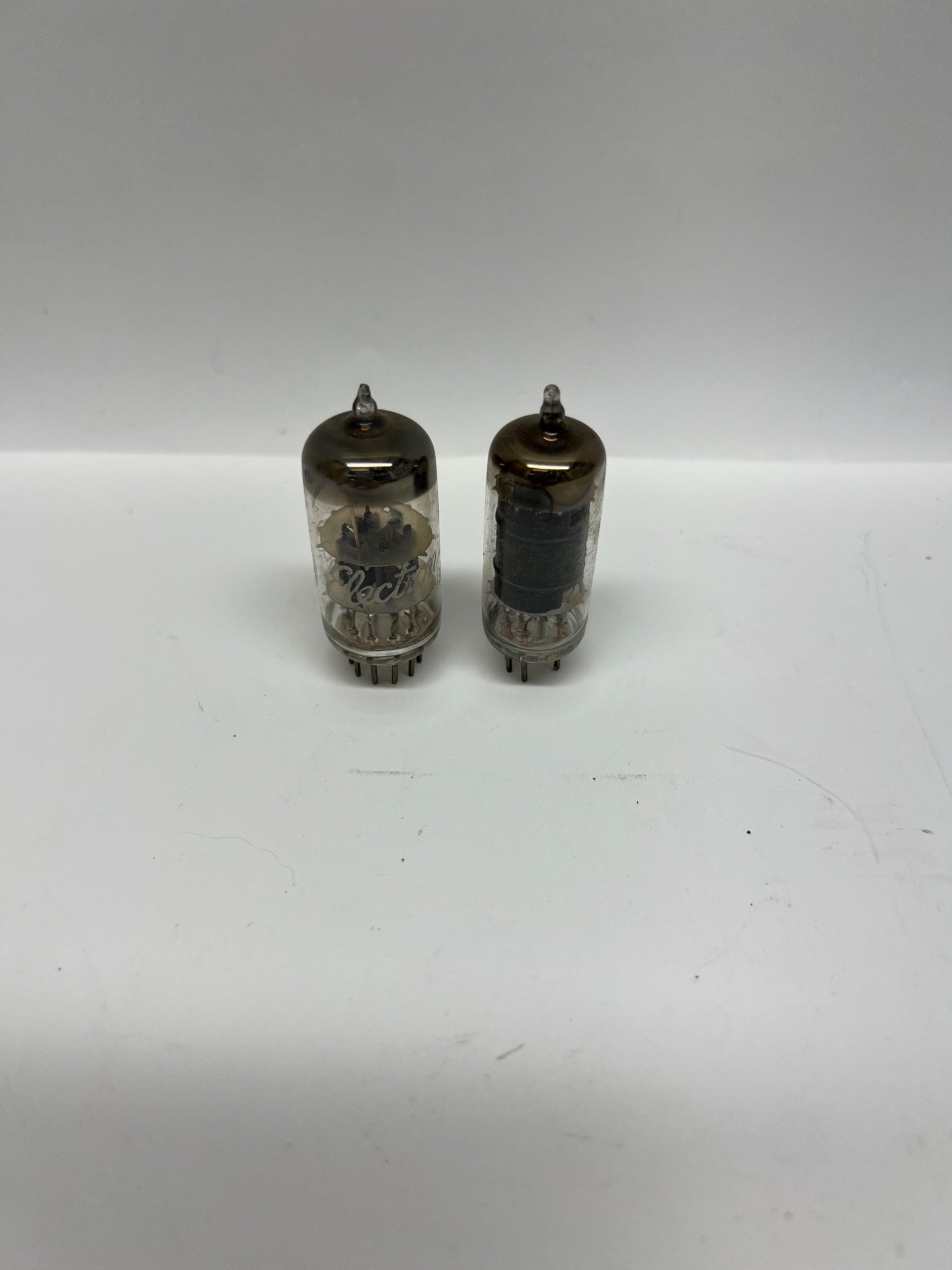 2 GE electronic Vacuum Tubes 6bq7a