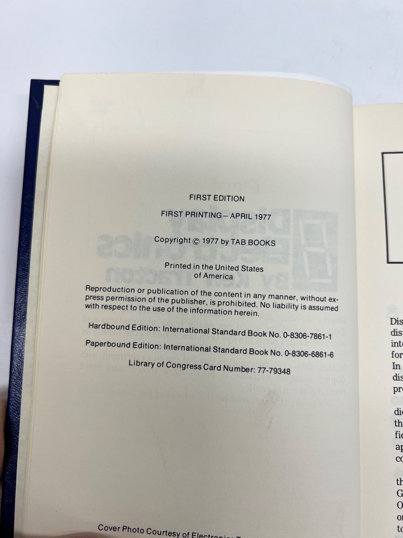 Display Electronics by Ken Tracton (1977 TAB Books, First Edition)