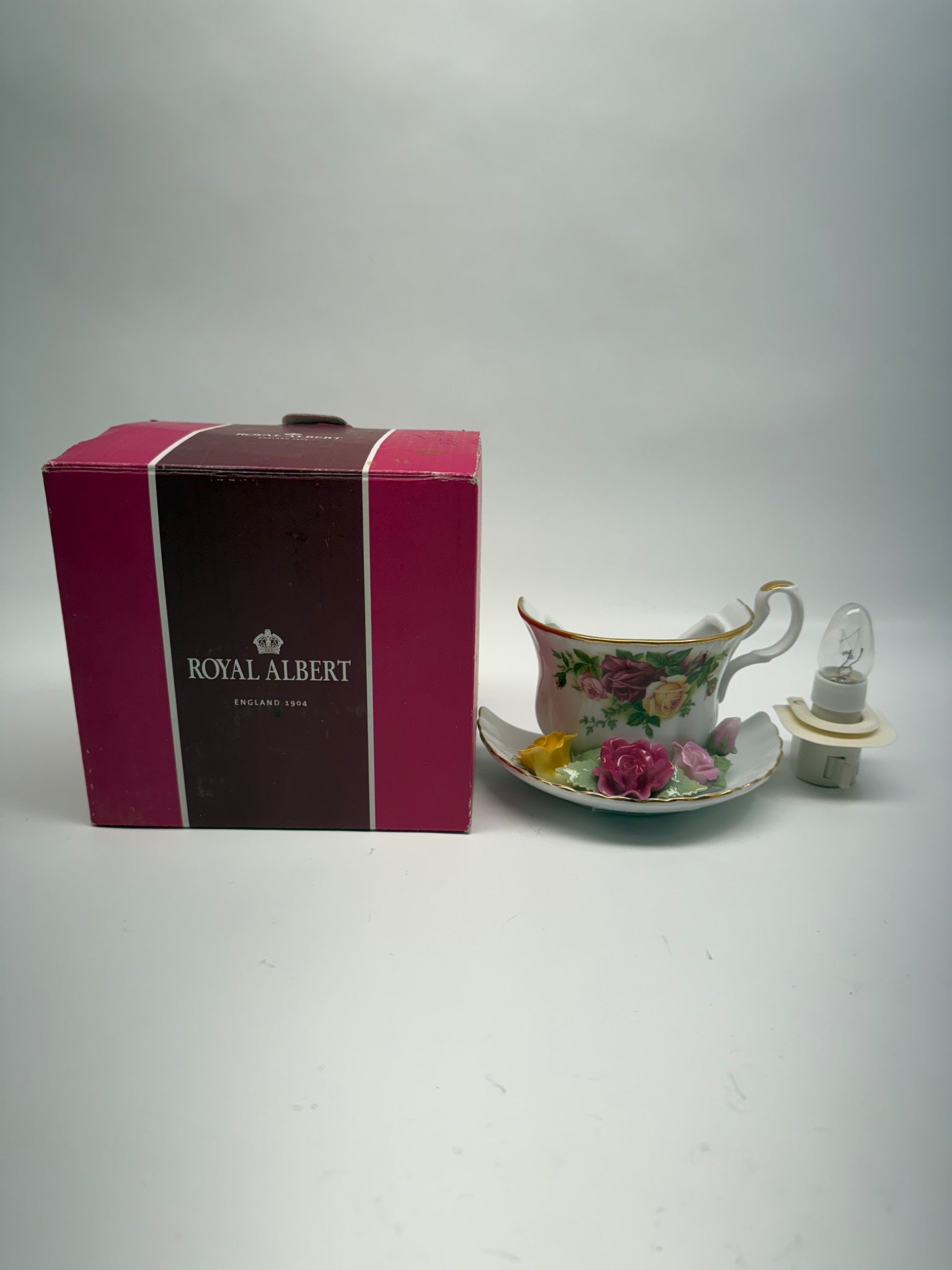 Royal Albert Rose Tea Cup Nightlight With Box