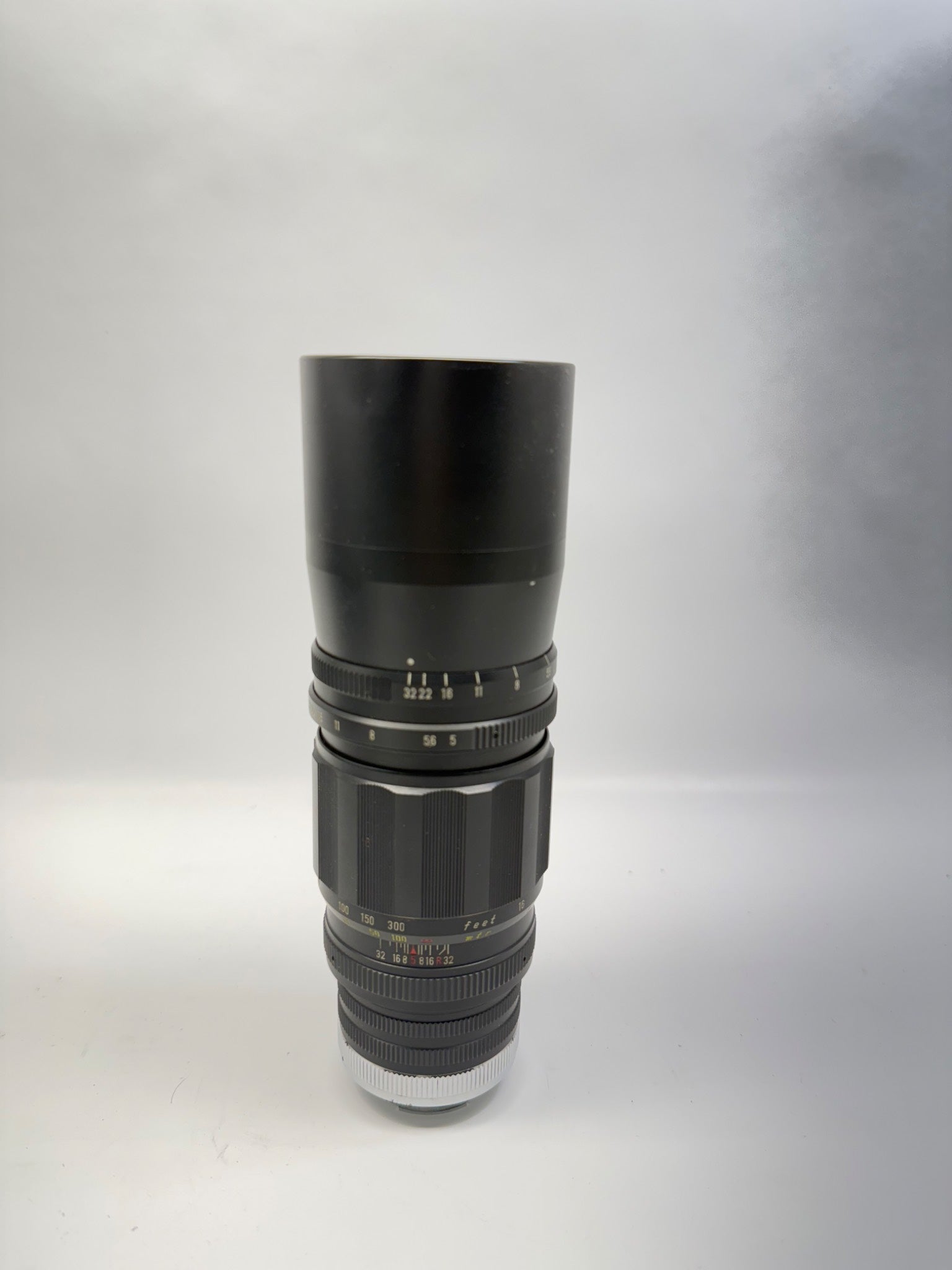 Sankyo Kohki Komura 300 m Zoom Lens with Case and Strap