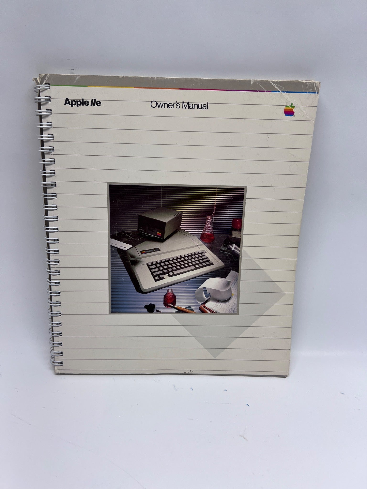 Apple IIe Owner’s Manual 1983 Edition – Thunder Bay Estate Sales