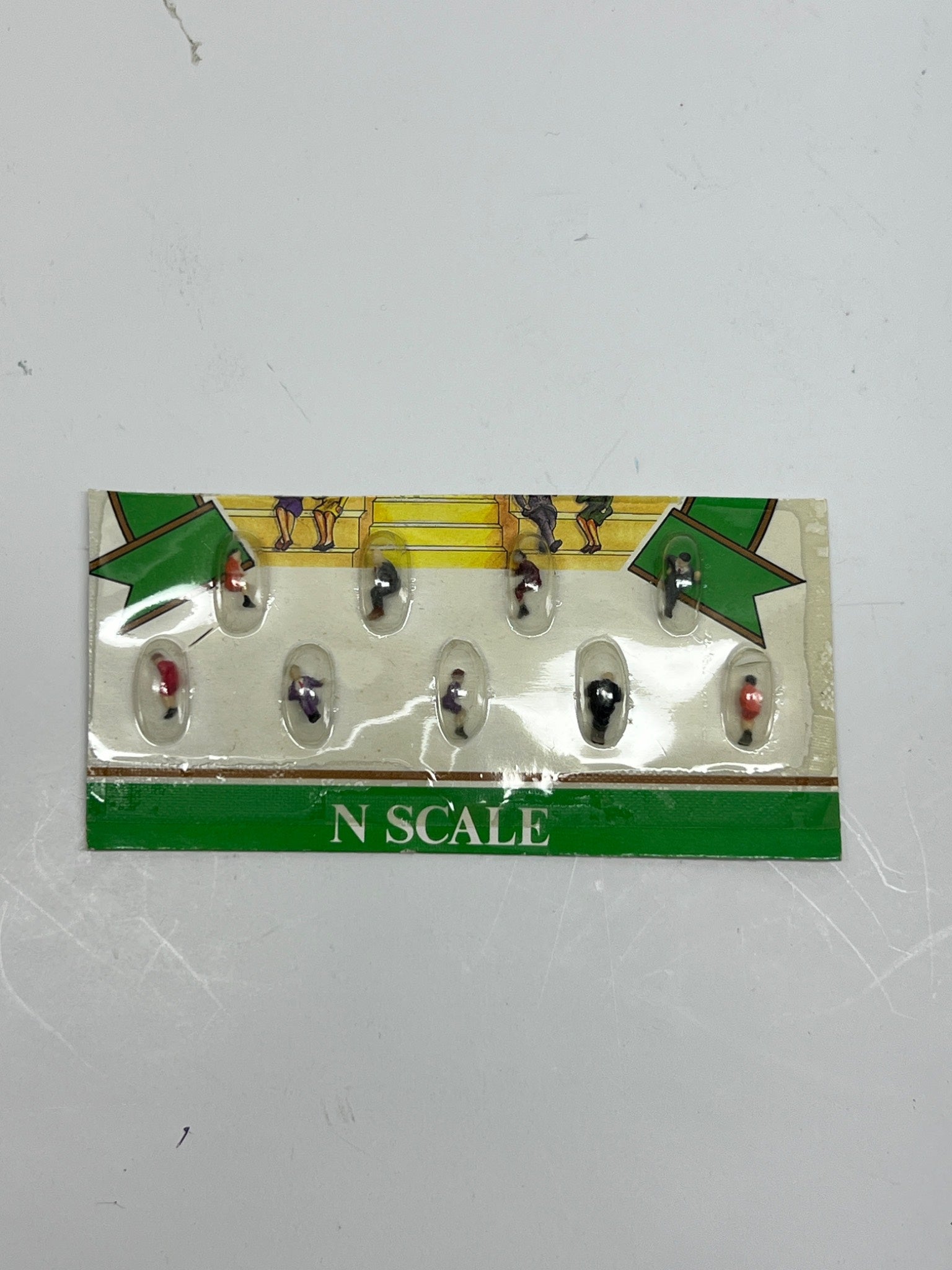 Preiser N Scale Station Service Crew – 8 Hand-Painted Figures – NO