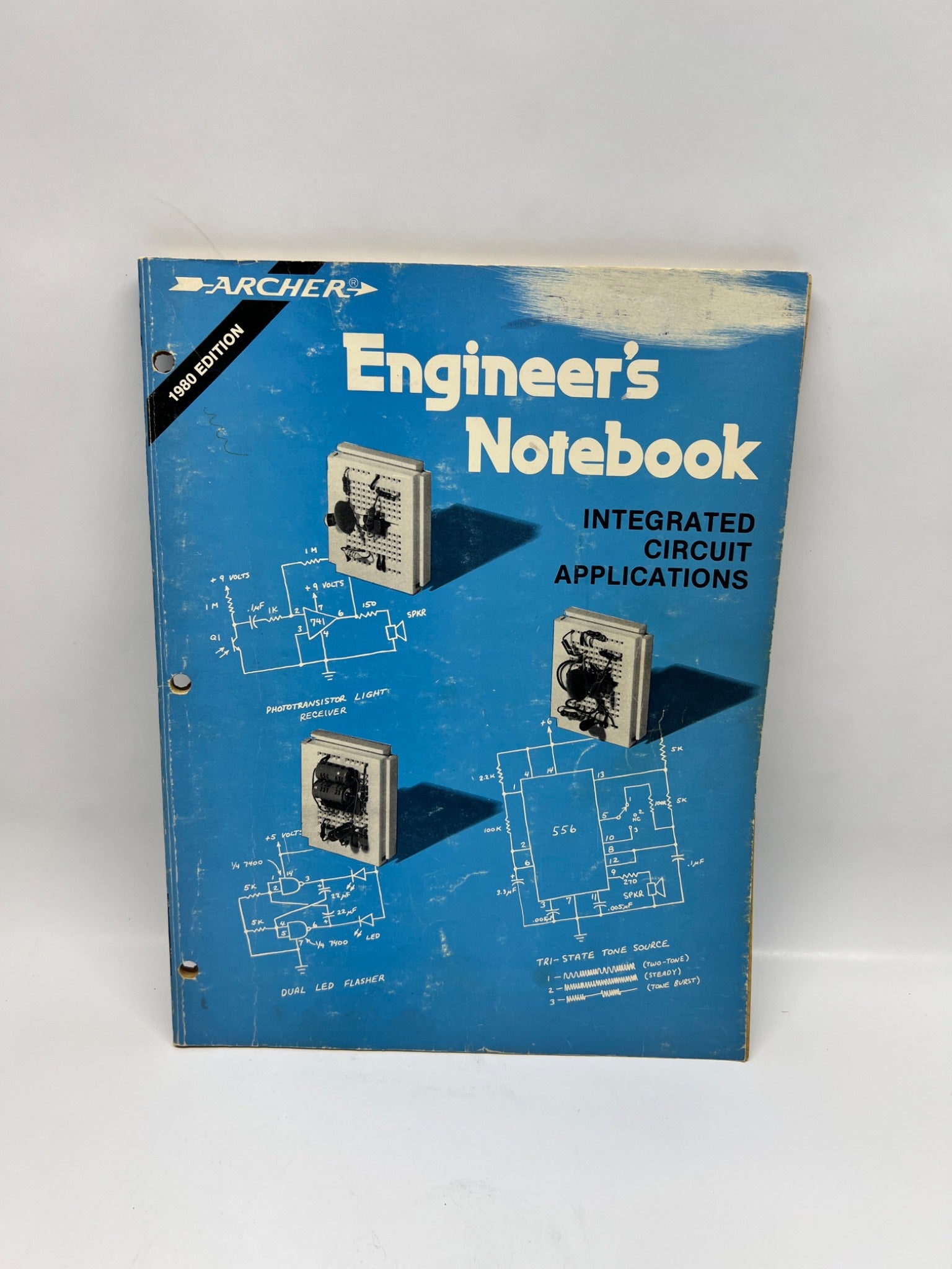 Archer Engineer's Notebook: Integrated Circuit Applications (1979)