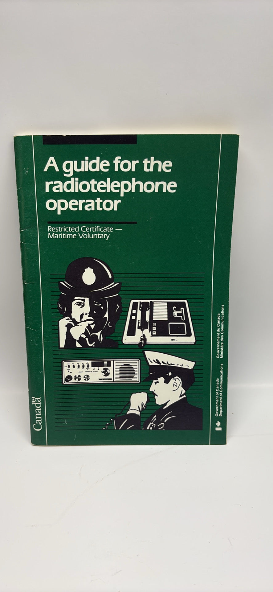 Vintage 1976 A Guide for the Radiotelephone Operator - Maritime