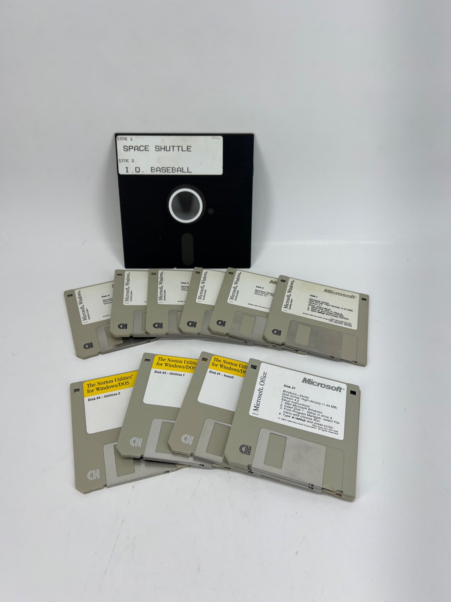 Computer Software Floppy Disks, windows 4.2 etc.