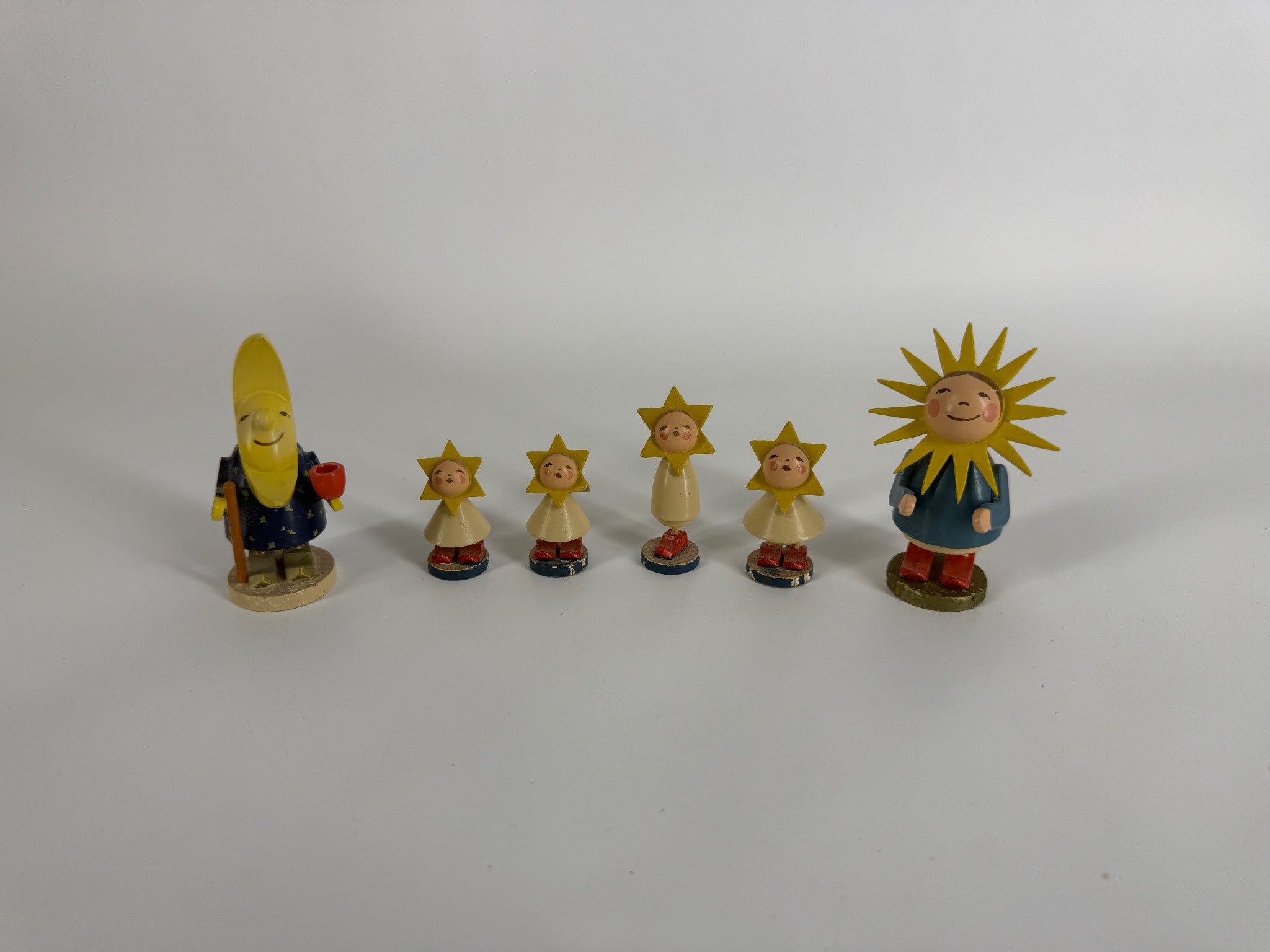 German Wendt & Kuhn Moon Family Figurines 1949-1972