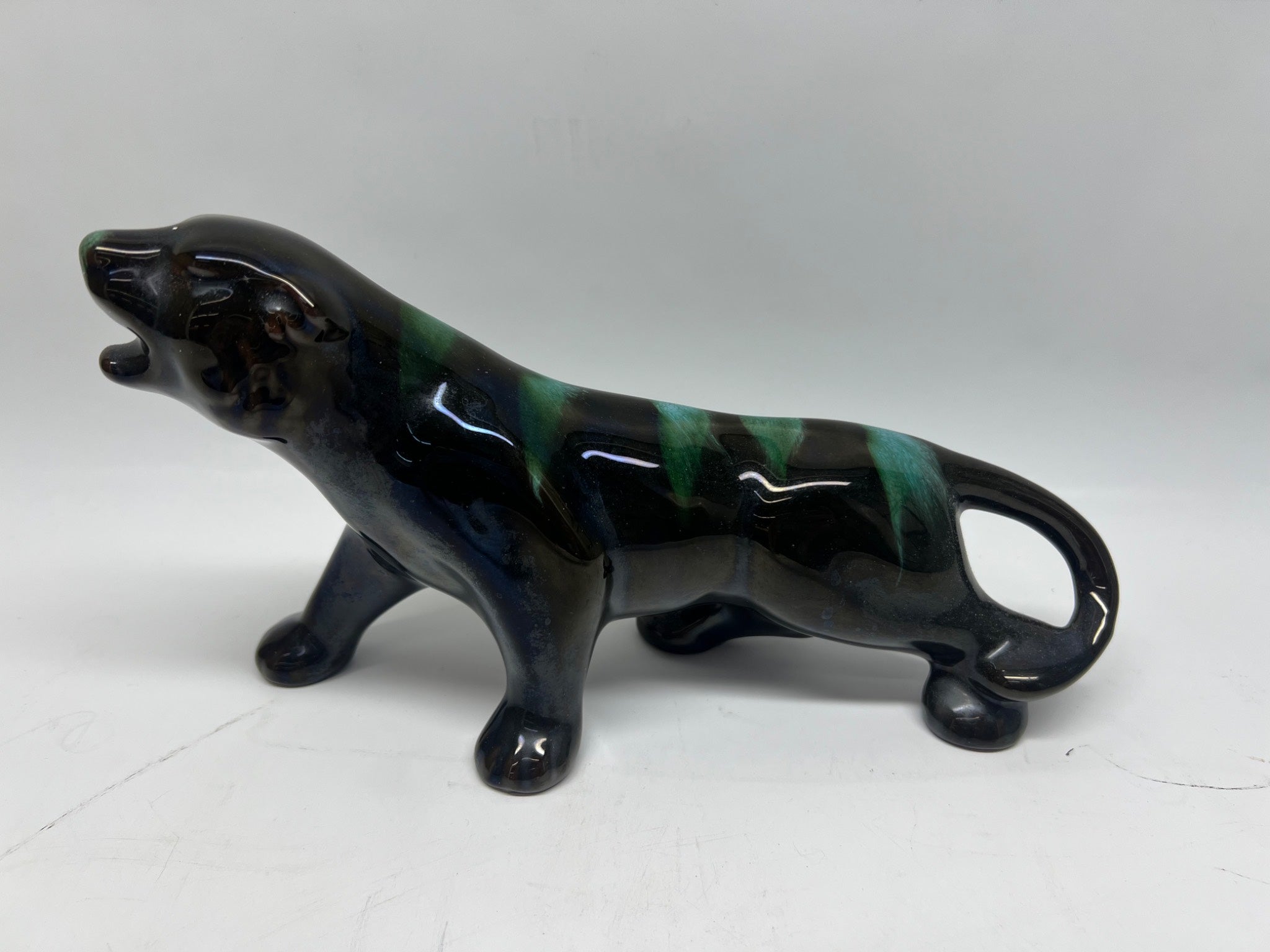 Blue Mountain Canadian Pottery Jaguar Cougar Panther Ceramic Figurine 27cm long