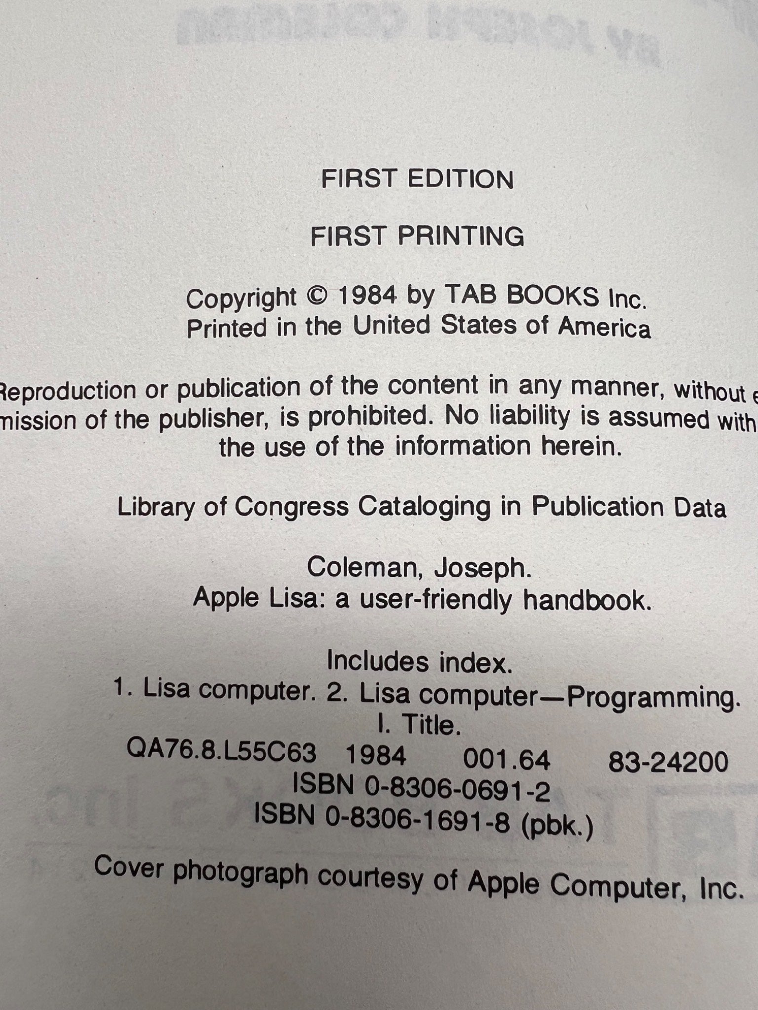 Rare 1984 Apple Lisa: A User-Friendly Handbook by Joseph Coleman - Vintage Tech