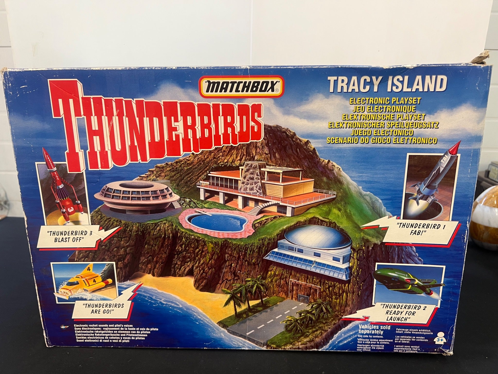 Matchbox Thunderbirds Tracy Island Playset with Box