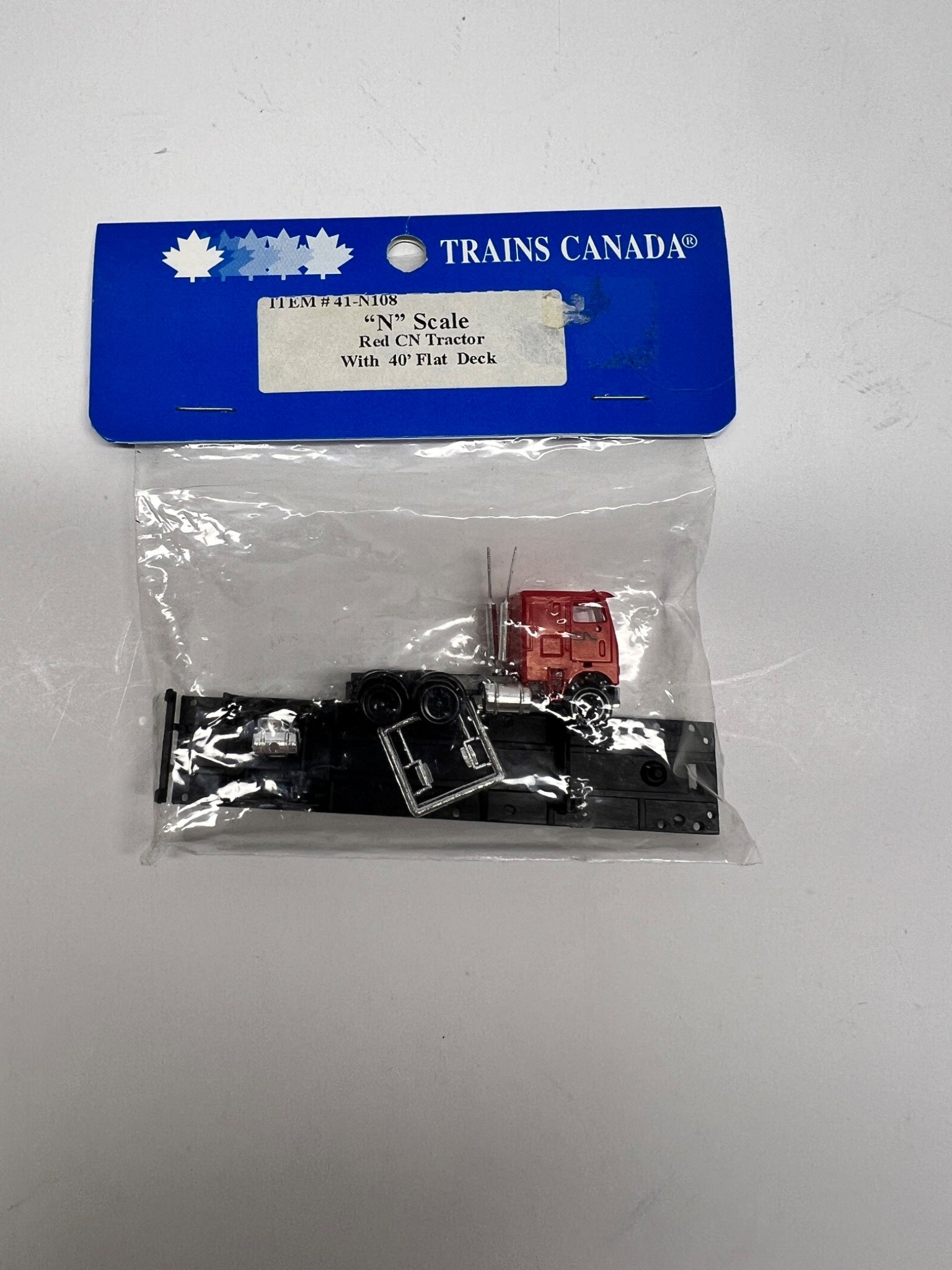 Trains Canada N Scale CN Red Tractor with 40’ Flatbed Trailer – NOS