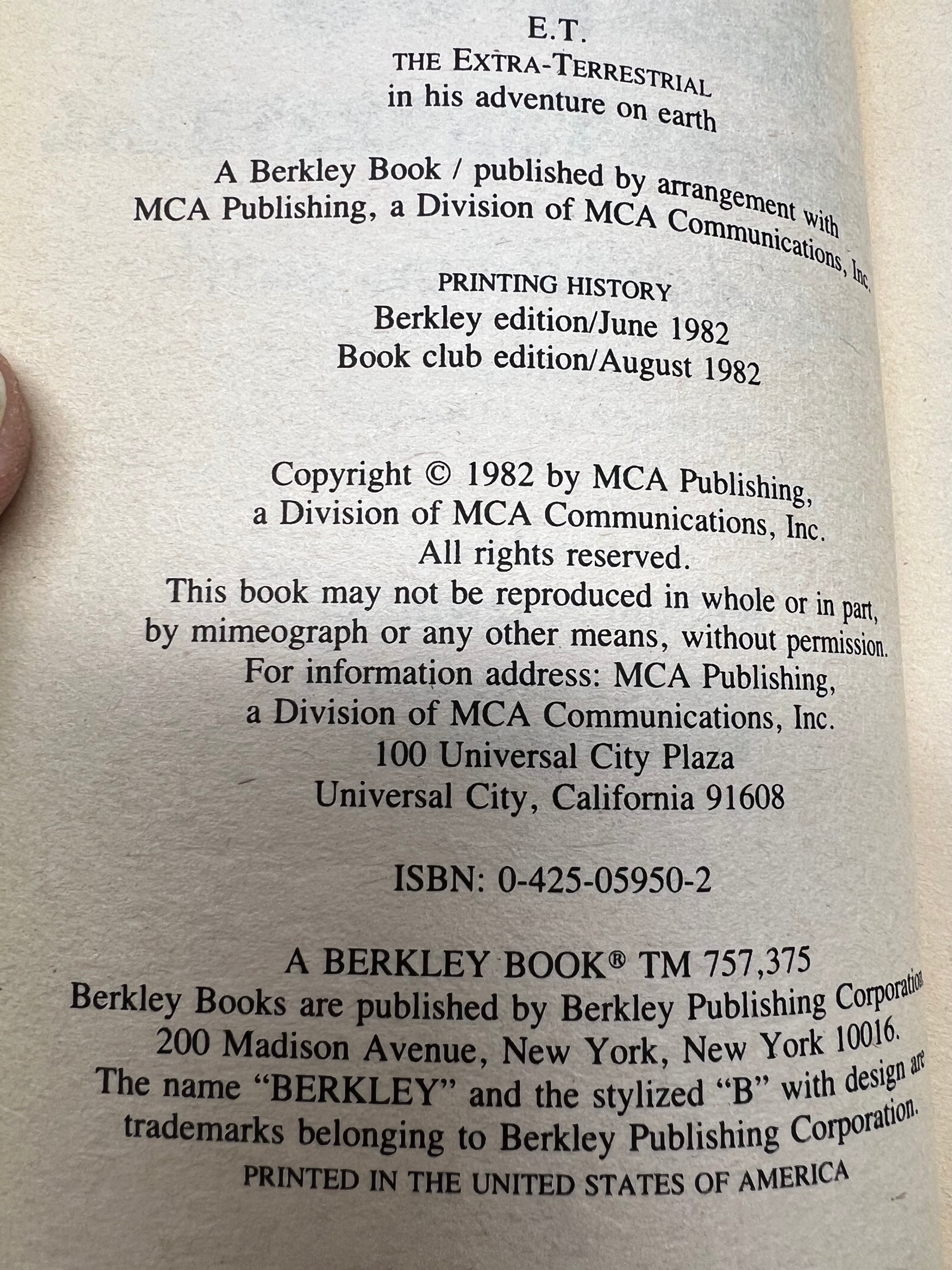 Vintage E.T. The Extra-Terrestrial Novel (1982) - Book Club Edition