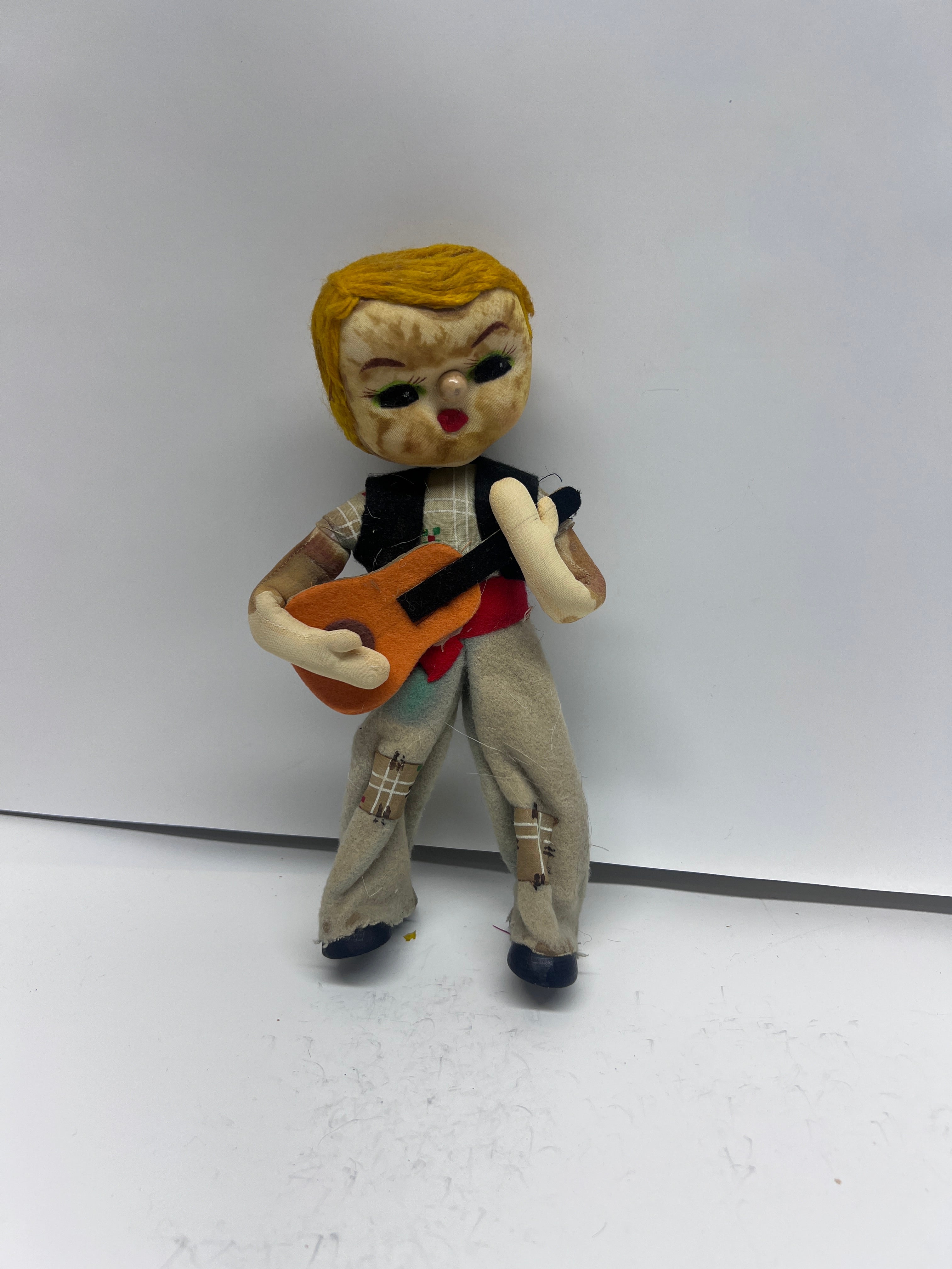 Vintage 1950s Felt Musician Hobo Doll - Poseable MCM Art Doll with Guitar