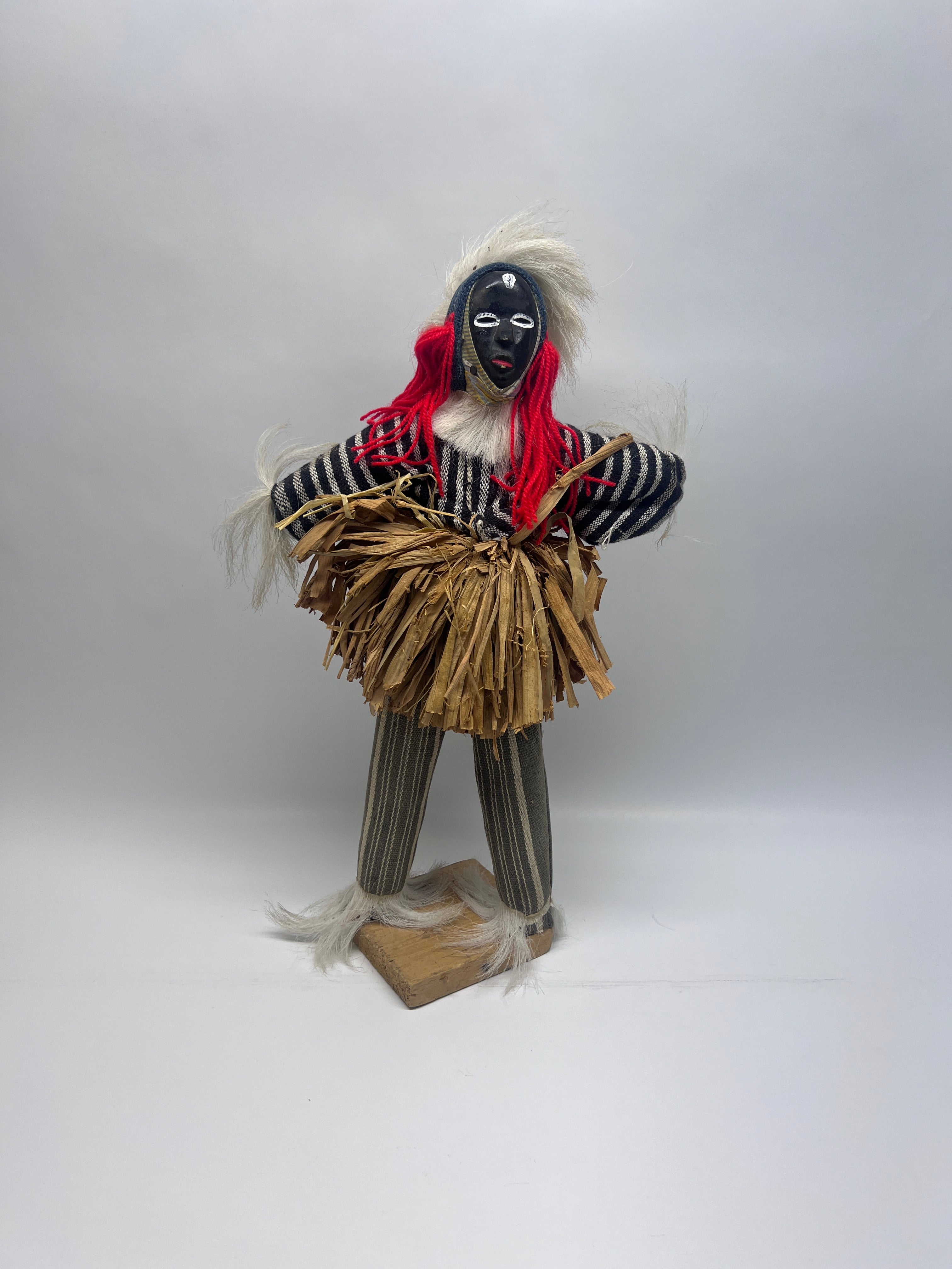 Handmade African Pende Dancer Doll – Vintage Folk Art Figurine
