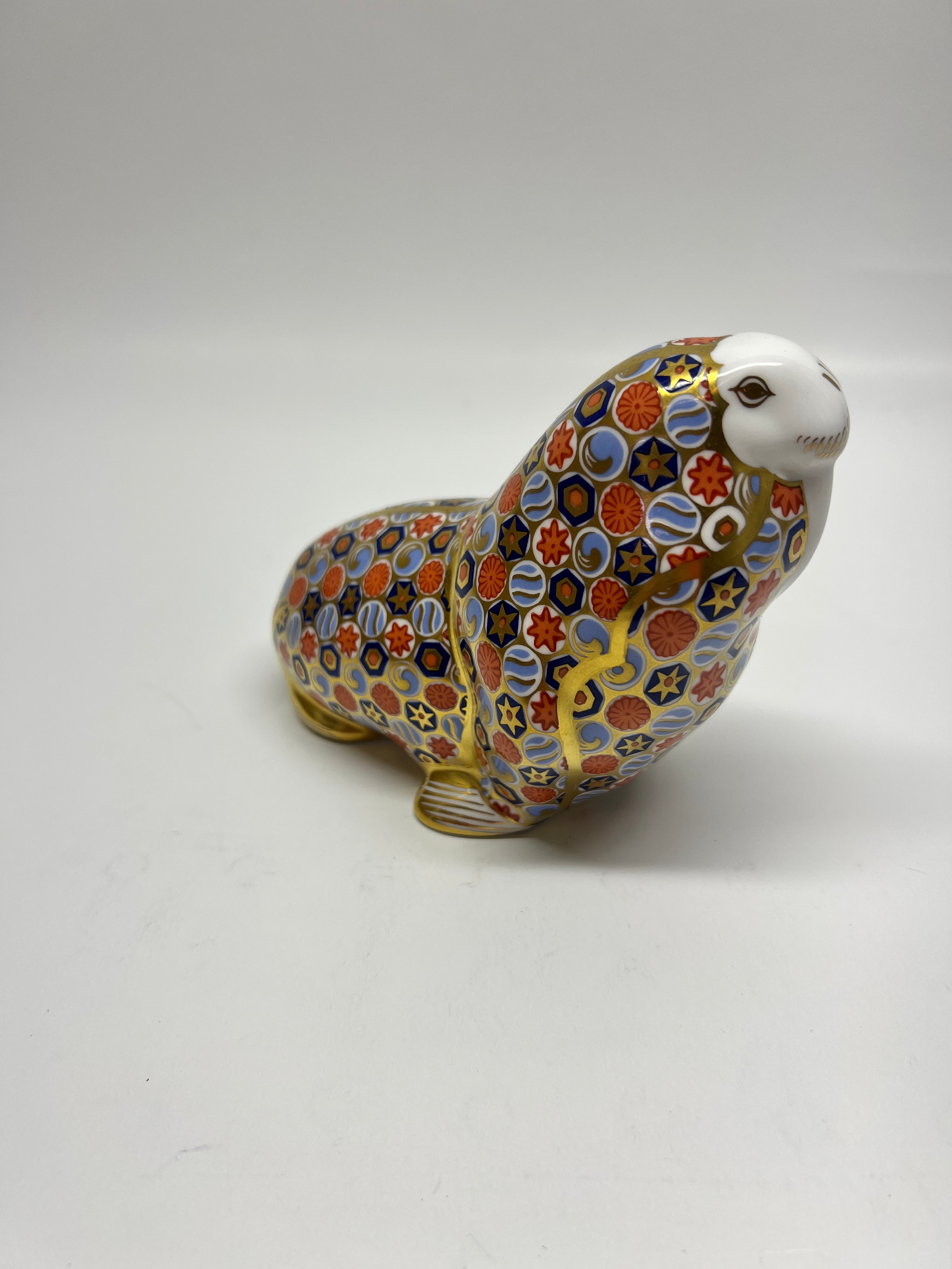Royal Crown Derby Walrus Paperweight Gold Stopper England