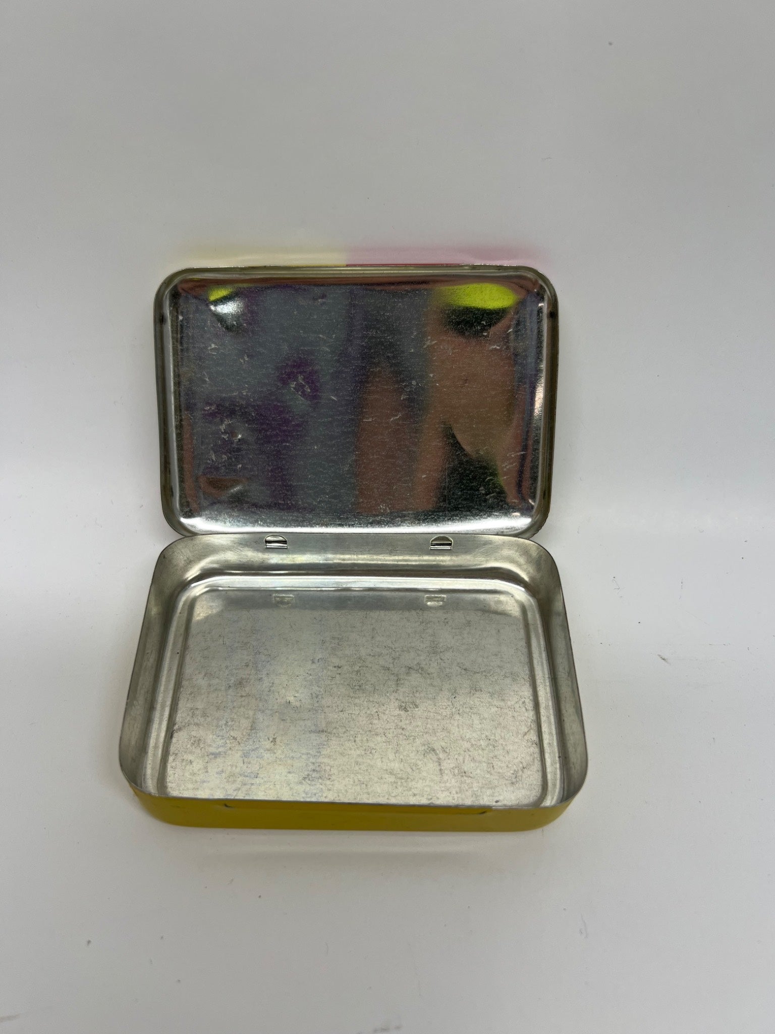 Leijona Terva Tin Box, Made in Finland, 1950s