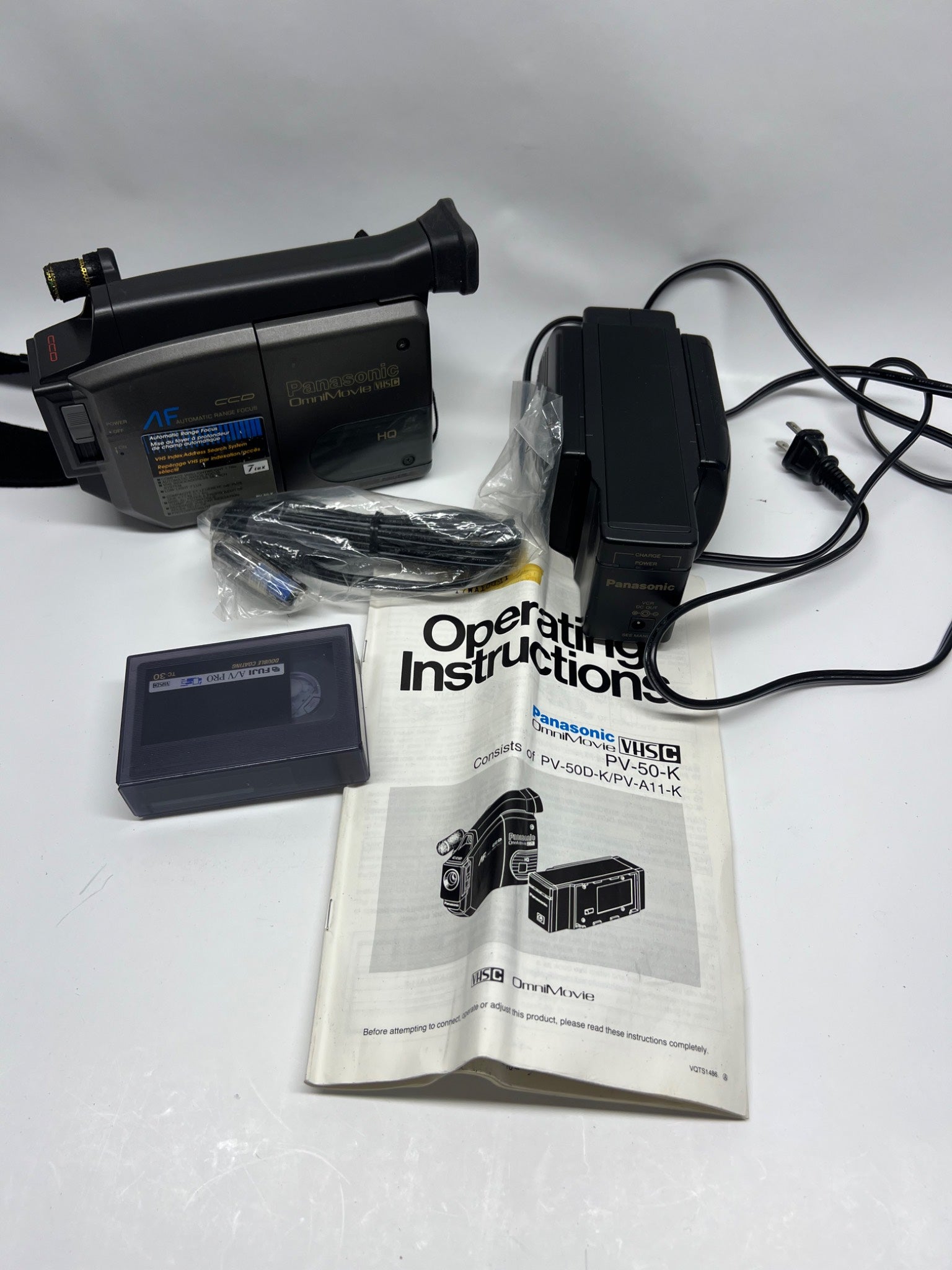 Panasonic PV-50-K VHS-C Camcorder Set – Made in Japan – Complete