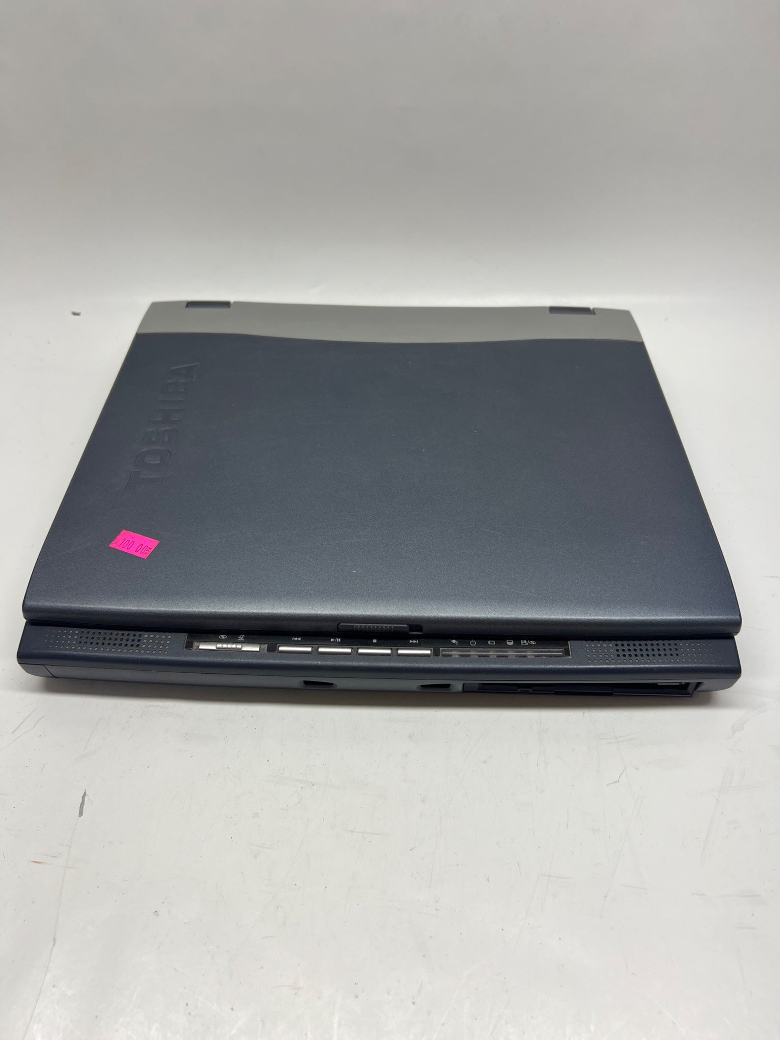 Toshiba Satellite Pro 1800 Laptop – Model P1100-14TX – No Power Cord
